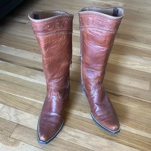 Ariat Cowgirl Boots - Womens Cowboy Boot - Size 8